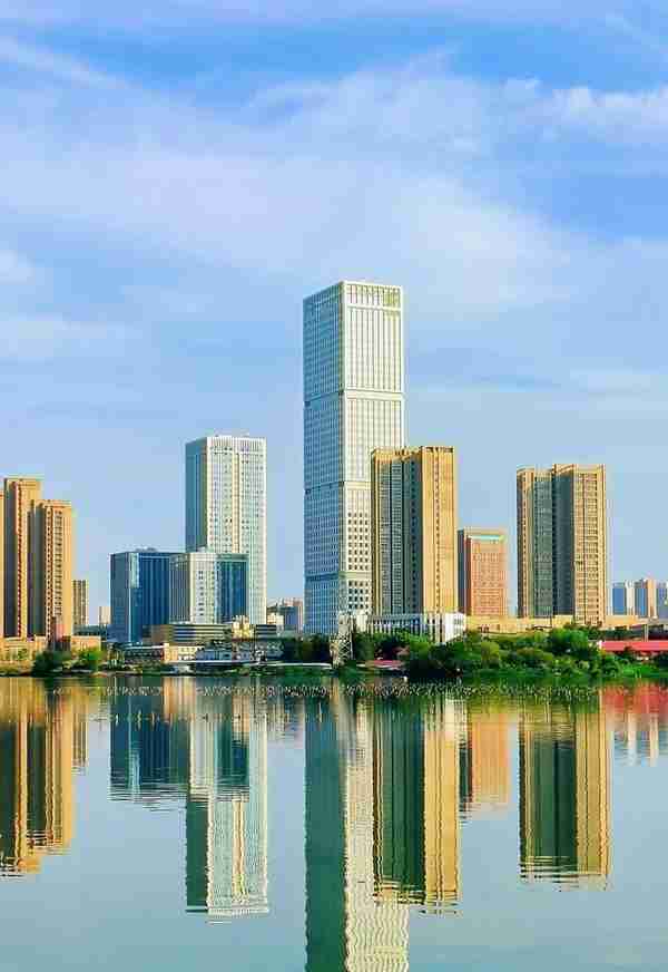 武汉这家民企新总部大厦启用，将提供5000个新岗位