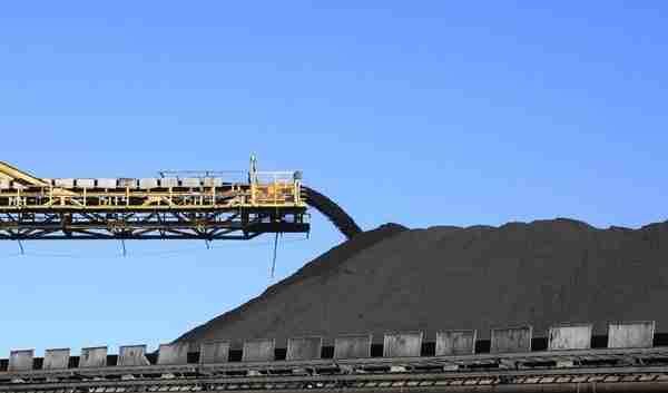 黑金旗舰，四海布局，兖矿能源：煤炭与煤化工，领先地位日益夯实
