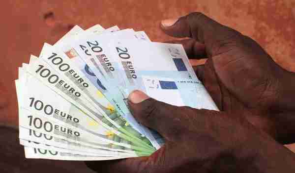西非的新“eco”货币引发了时间表和欧元钉住汇率的分歧