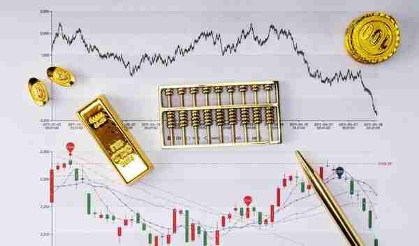 黄金又一波暴跌，国际金价已下行至1732美元，创年内新低