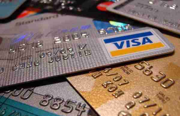 「收藏」信用卡终身免年费的几个技巧解读