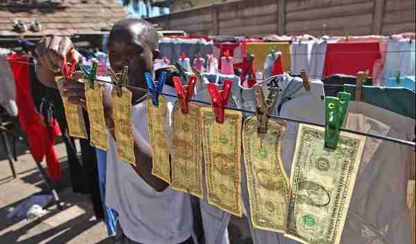 津巴布韦钞票不如纸，油价世界最高，关键时刻，人民币在非洲火了