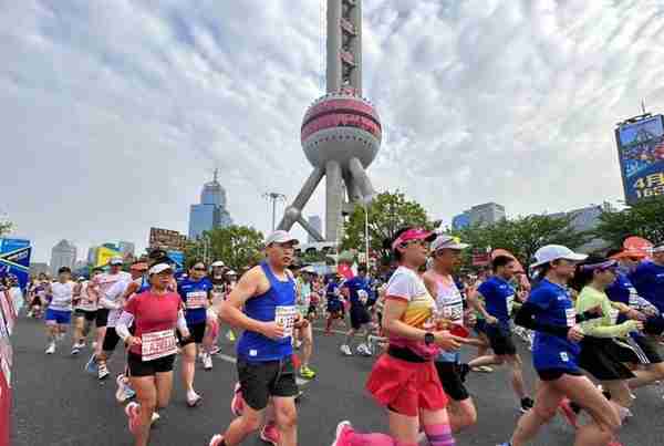 汉马、京沪半马……两天30多场，马拉松热潮回归了？