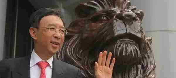 那个传奇人物去世了，曾与李嘉诚并称为「香港金融界最富权势者」