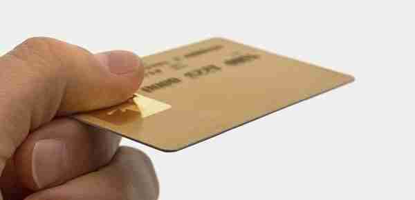 英国推出黄金制作的银行卡 真正的金卡来了