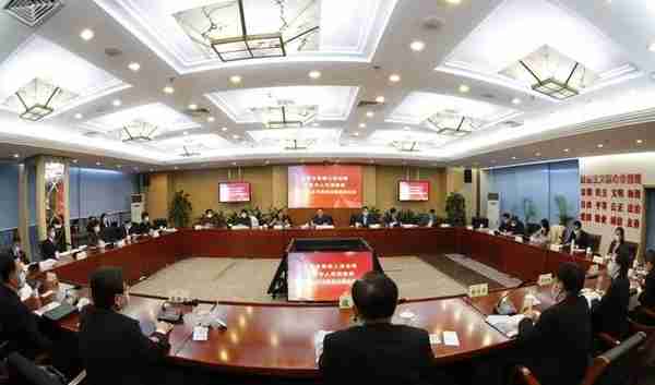 北京市高级人民法院、北京市人民检察院征求市人大代表意见建议座谈会在海淀区召开