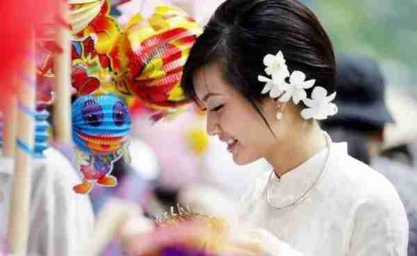拿20万就把女儿嫁给老外：越南新娘产业链，有多不堪？