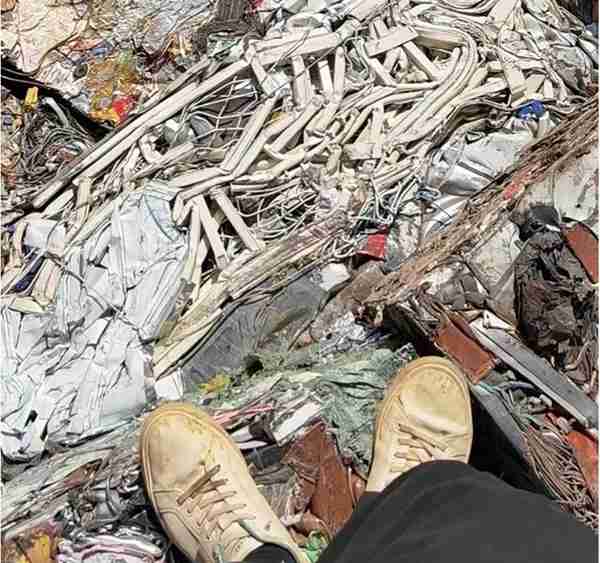 在深圳捡垃圾的“破烂之王”，3个月亏了400万