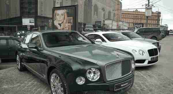 俄罗斯亿万富翁拥有的几辆奇怪的汽车，第2张你心动了吗！