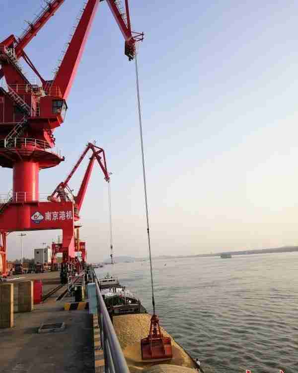 武汉这个码头进入常态化运营，系中西部粮食中转重要码头