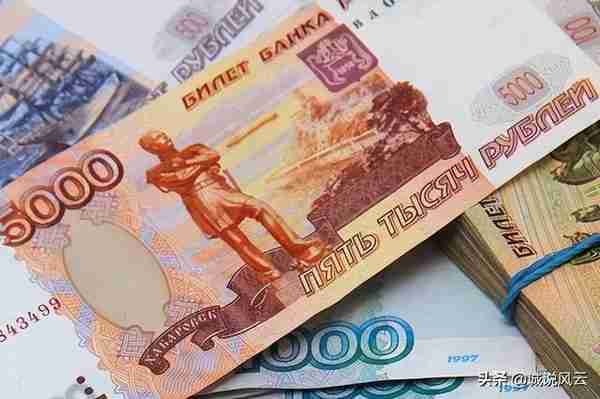 卢布对人民币汇率大涨60%，只因俄罗斯要求以卢布支付天然气