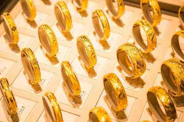 一季度中国黄金消费量260.26吨，同比下降近一成